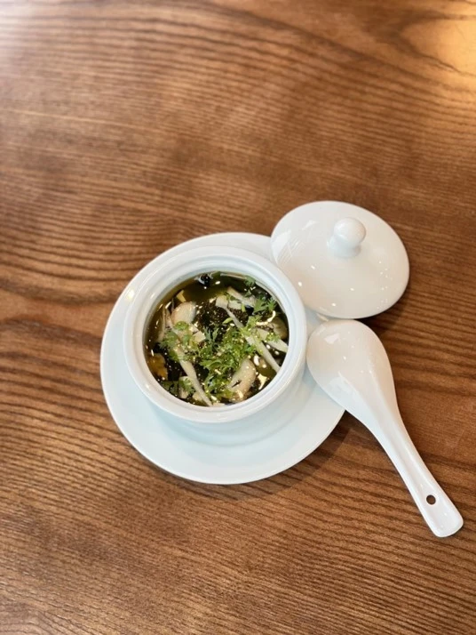 Súp thanh khoáng/Bát (Seaweed soup)
